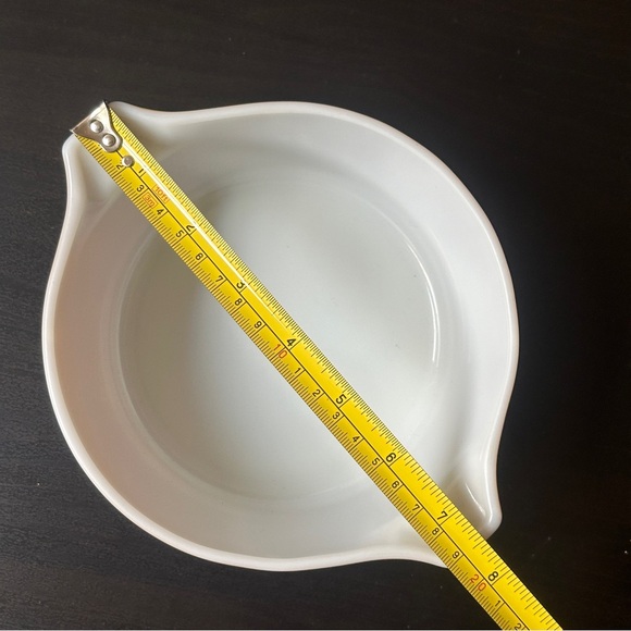 Vintage Pyrex Woodland Tan Round Casserole Dish 472-B 750ml - Picture 10 of 11